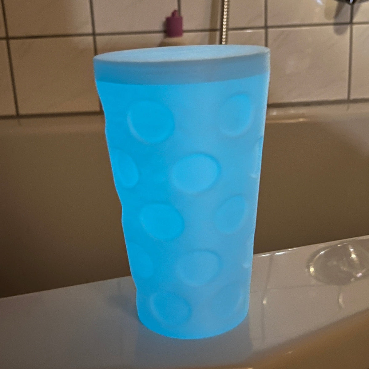 DubbeglasBox / Glow in the Dark Transportbox 0.5l