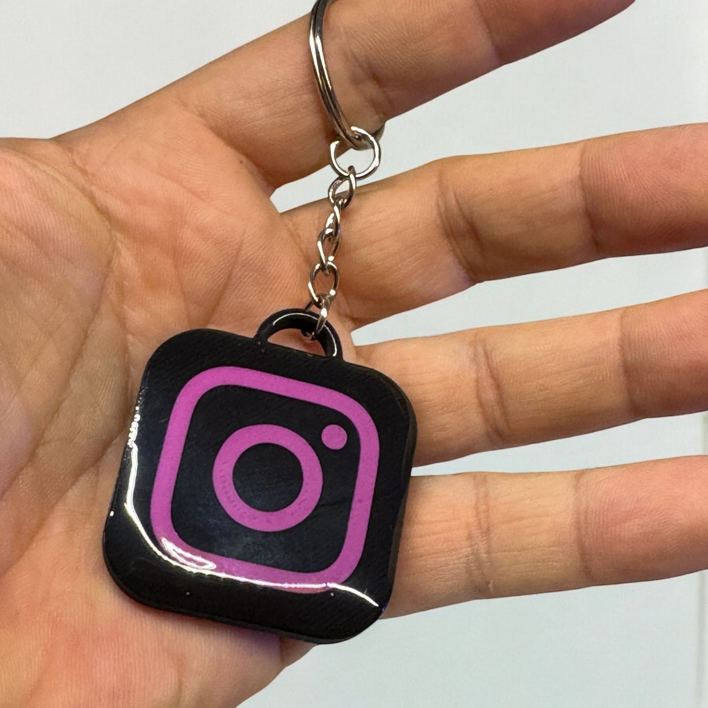 NFC-Tag Schlüsselanhänger mit Icon | Instagram